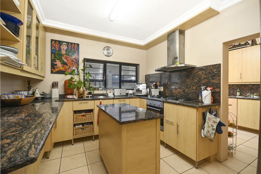 4 Bedroom Property for Sale in Heritage Park Western Cape